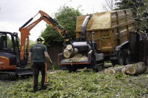 contract wood chipping